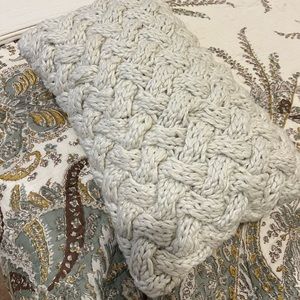 Potterybarn woven pillow cover and down insert